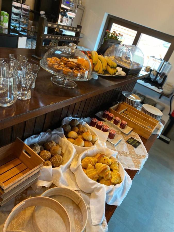 Behappy & Brunch Hostel
